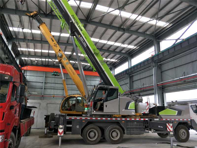 山东高空车出租需要注意哪些安全事项？