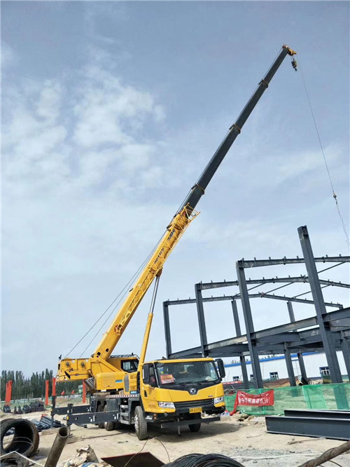 山东超高层建筑钢结构吊装案例